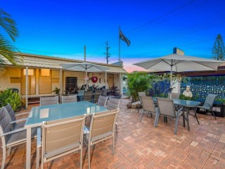 Motels For Sale - 1 large