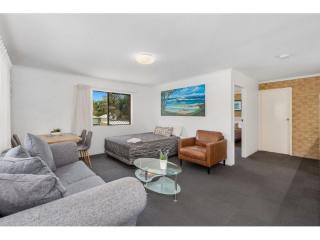 Motels For Sale - 1 large