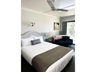 Motels For Sale - 1 large