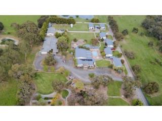 Motels For Sale - 1 large