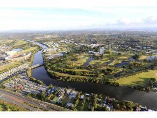 Central Gold Coast Permanent Management Rights With Spacious 4 Bedroom Residence