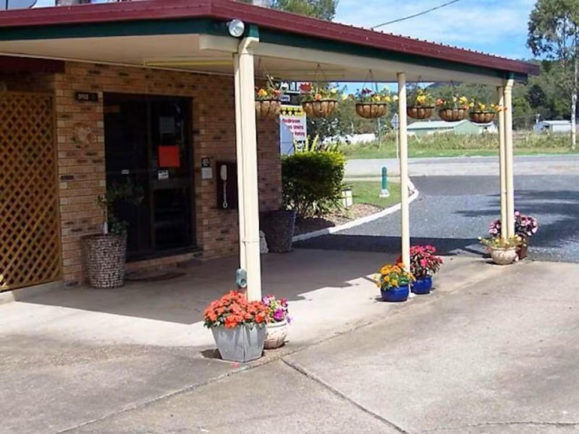 Hotel for sale Sarina