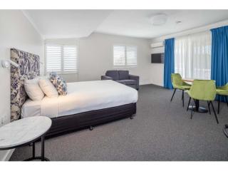 Motels For Sale - 1 large