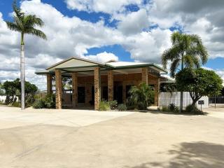 MODERN WESTERN QLD LEASEHOLD MOTEL OPPORTUNITY - 1941ML
