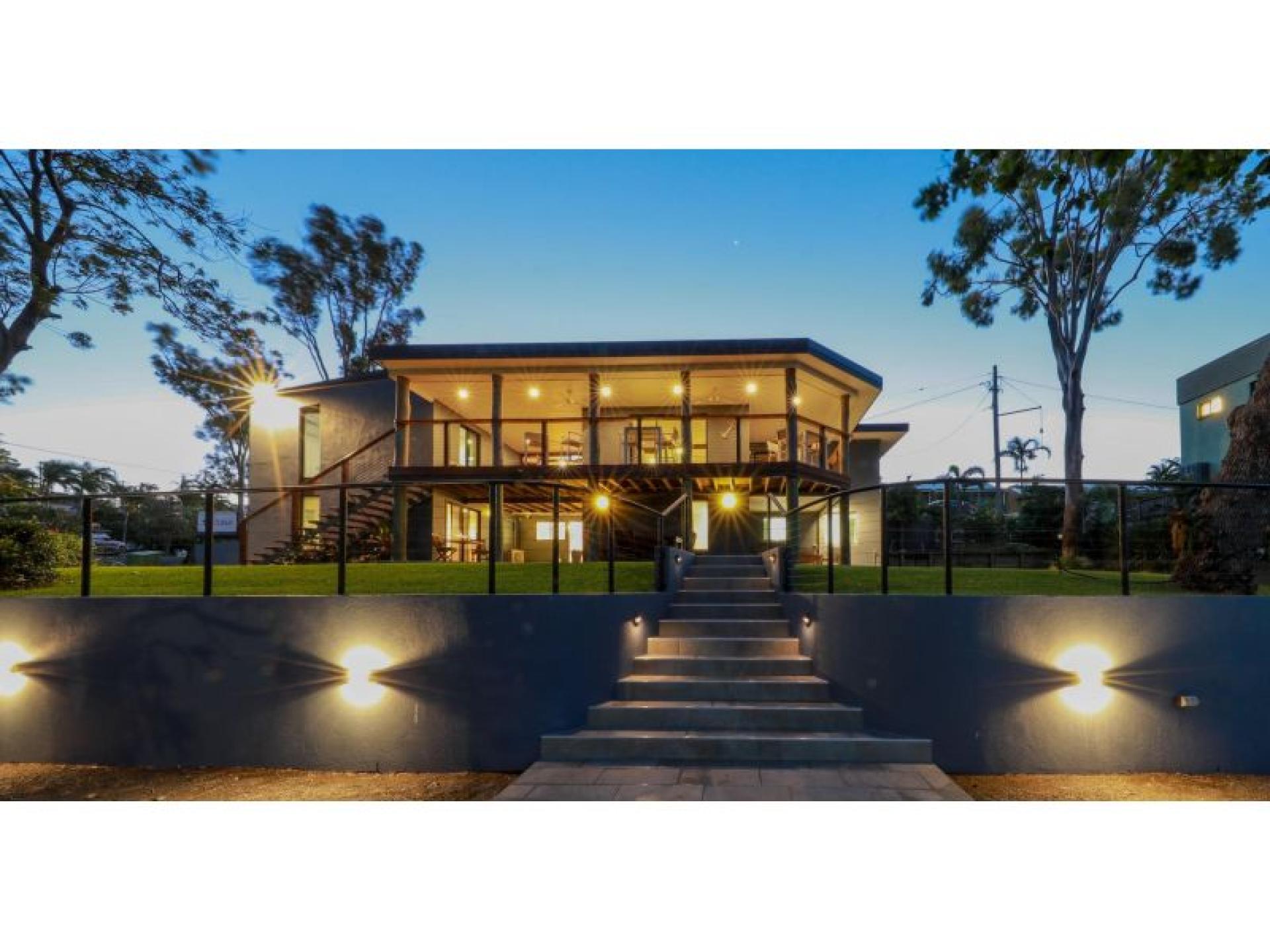  for sale Airlie Beach