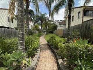 Northern Gold Coast – Caretaking Only – Very Minimal Duties | Resort Brokers ID : MRC008977