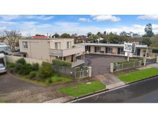 Motels For Sale - 1 large