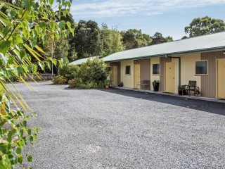 Motels For Sale - 1 large