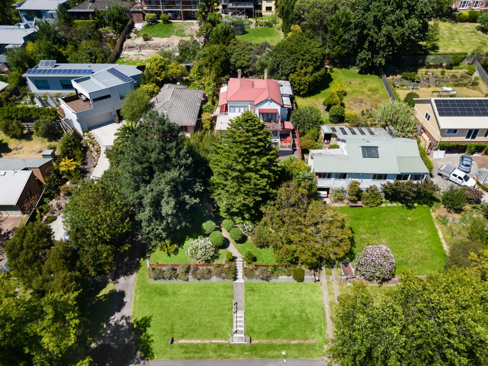 Guest House/B&B for sale  Healesville