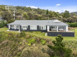 Bed and Breakfasts For Sale - 1 large