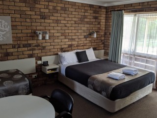 Motels For Sale - 1 large