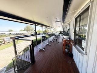 Motels For Sale - 1 large