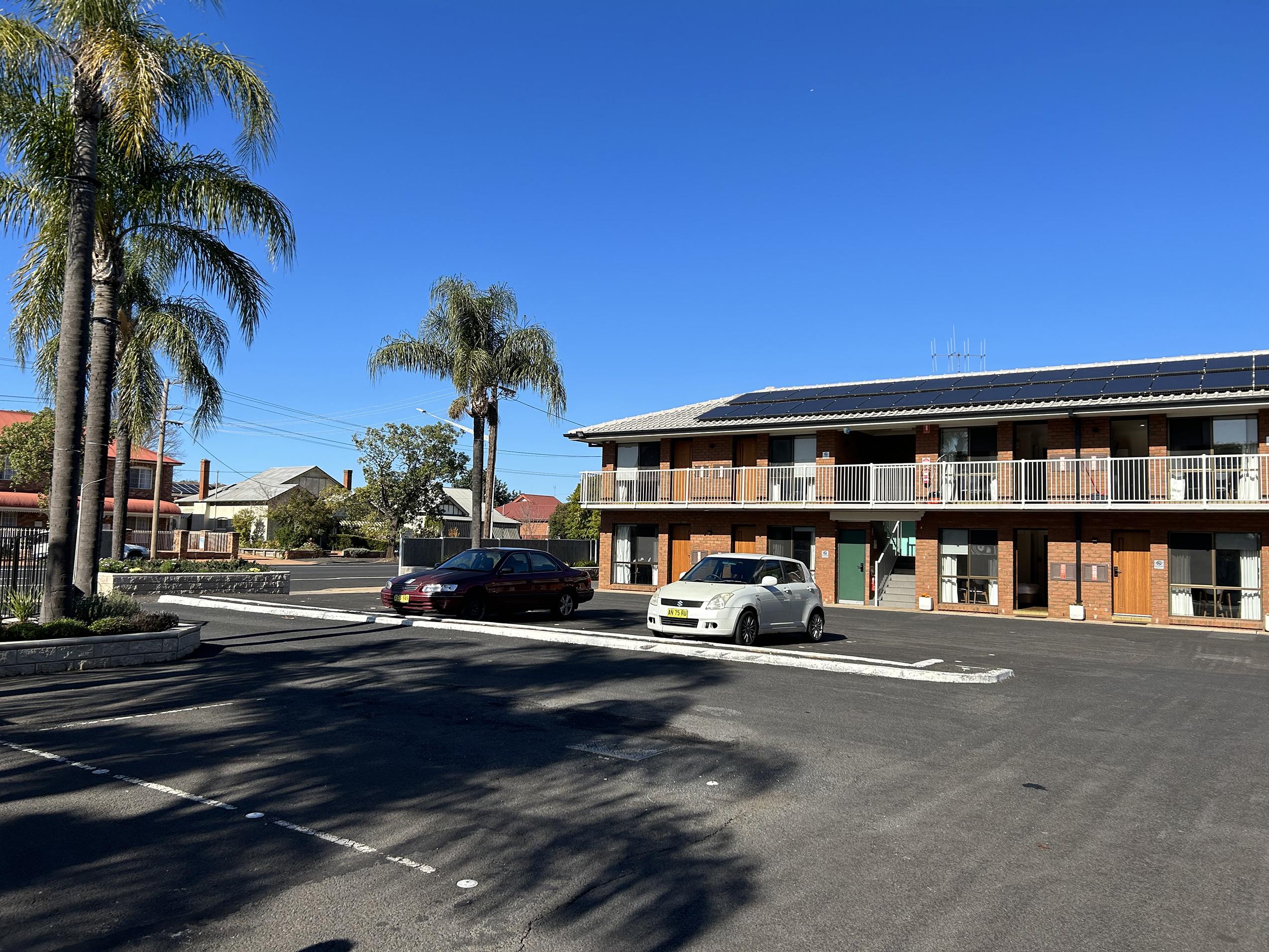 DUBBO! DUBBO! DUBBO! EVER... Motels For Sale Central West NSW....