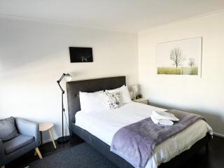 Motels For Sale - 1 large