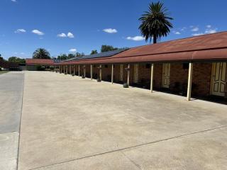 Motels For Sale - 1 large