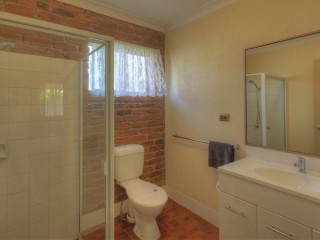 Motels For Sale - 1 large