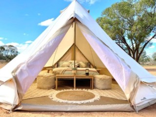 Luxury camping hire business creates unique glamping experience and getaways on the Central Coast NS