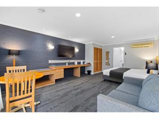 Motels For Sale - 1 large