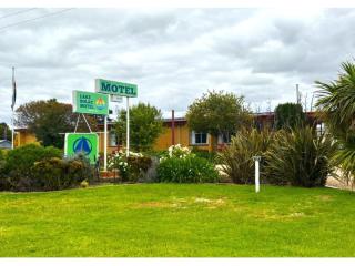 FREEHOLD GOING CONCERN - Lake Bolac Motel - 1P0565