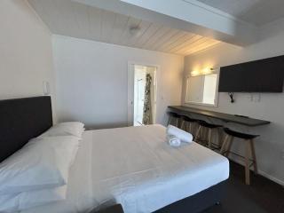 Motels For Sale - 1 large