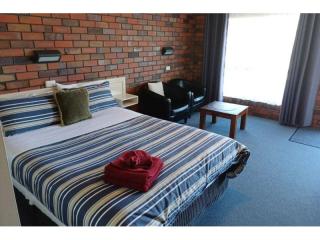 Motels For Sale - 1 large