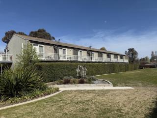 High net return freehold serviced apartments in the centre of Orange