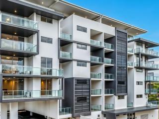 Easy-Care Inner North Brisbane Business-Only– Low Maintenance & Solid ROI | Resort Brokers ID : MRB008546