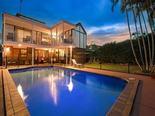 Bed and Breakfasts For Sale - 1 large