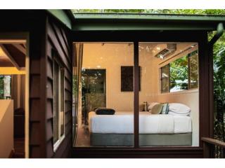 Motels For Sale - 1 large