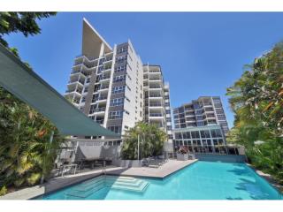 Prime Riverfront Business Only with no real estate to buy | Resort Brokers ID : MRB009004