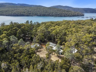 Bed and Breakfasts For Sale - 1 large