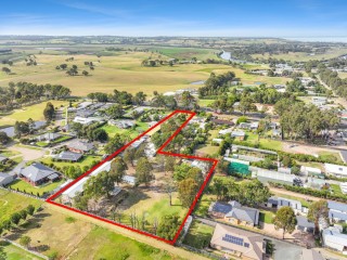 Motels For Sale - 1 large