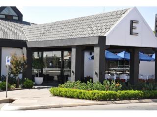 Exceptional high-end leasehold opportunity in Port Pirie’s CBD. | Resort Brokers ID : LH008935