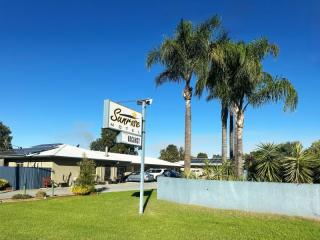 Motels For Sale - 1 large