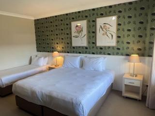 Motels For Sale - 1 large