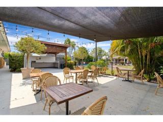 Motels For Sale - 1 large