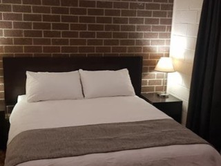 Motels For Sale - 1 large