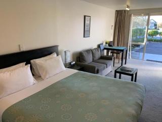 Motels For Sale - 1 large