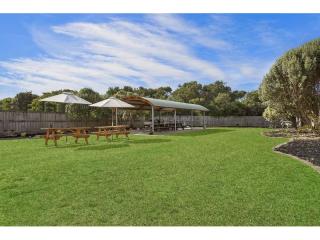 Motels For Sale - 1 large