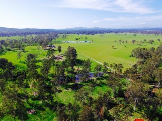 64ha Camping Park 55 mins from Noosa - JS510