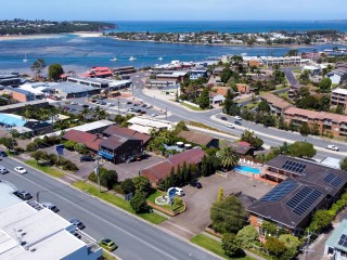 THRIVING COASTAL FREEHOLD MOTEL IN MERIMBULA CBD
