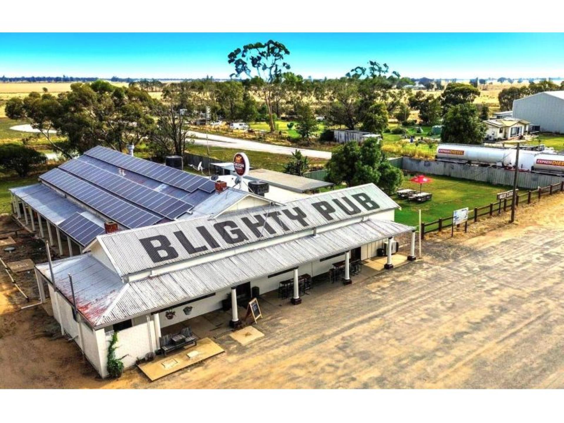 Bars/Nightclubs for sale  Blighty