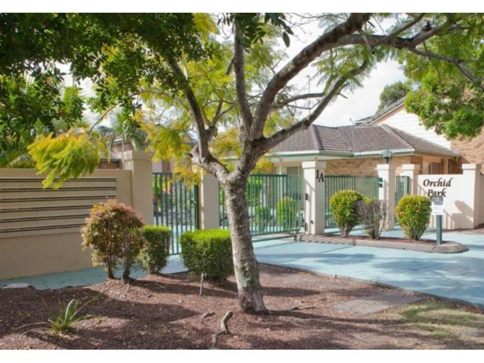 Management Rights for sale Carrara