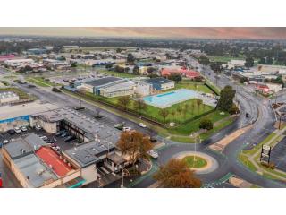 Motels For Sale - 1 large