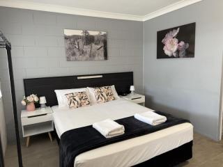 Motels For Sale - 1 large