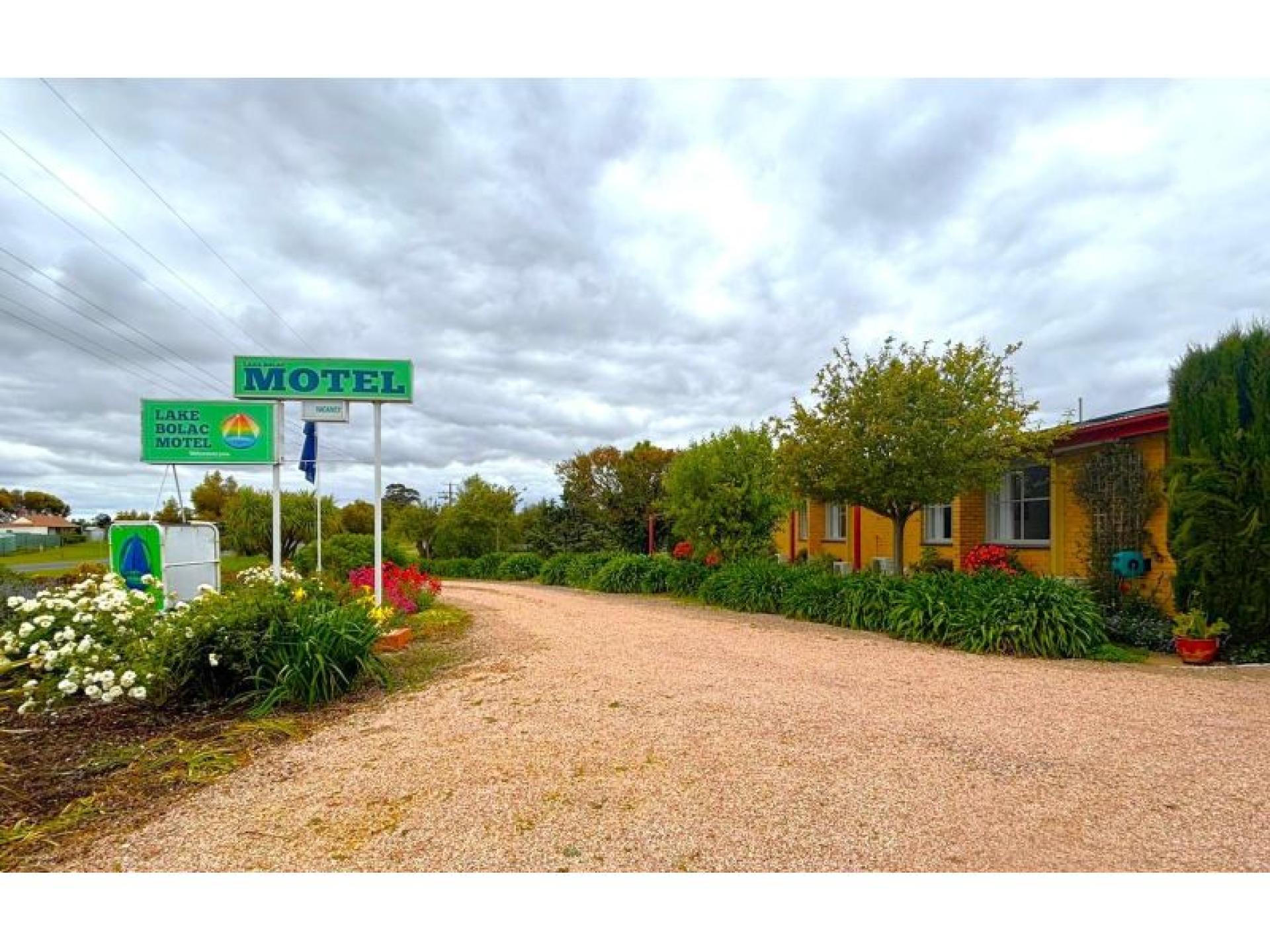Motel for sale  Lake Bolac