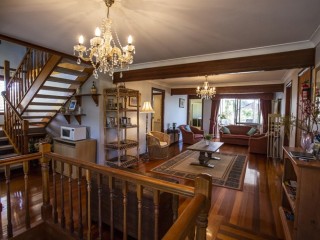 Bed and Breakfasts For Sale - 1 large