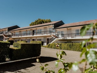 Motels For Sale - 1 large