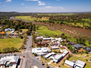 Motels For Sale - 1 large