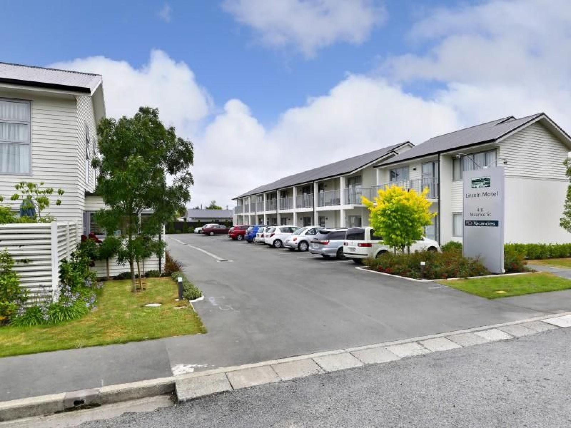 Motel for sale Lincoln